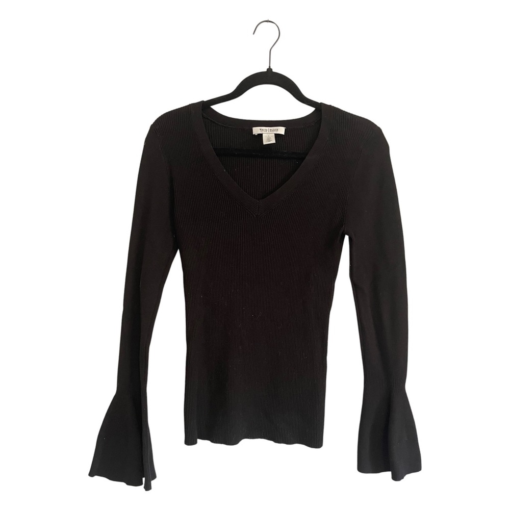 White | Black Top with bell bottom sleeve’s